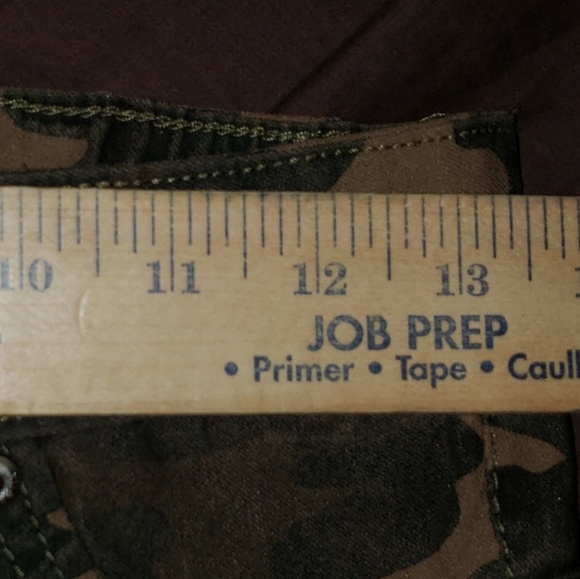 Mid Rise Jeggings - Picture 5 of 5